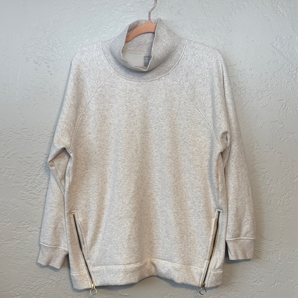 Athleta Tops - Athleta White Gray Mock Neck Pullover Fleece Sweatshirt with Pockets L